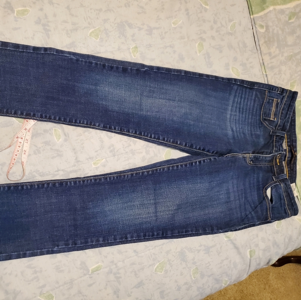 Levi's Mid Rise Skinny Jeans - Picture 2 of 8